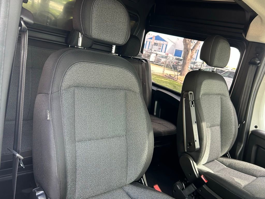 New 2025 RAM ProMaster 3500 w/ Crew Van Package image 35