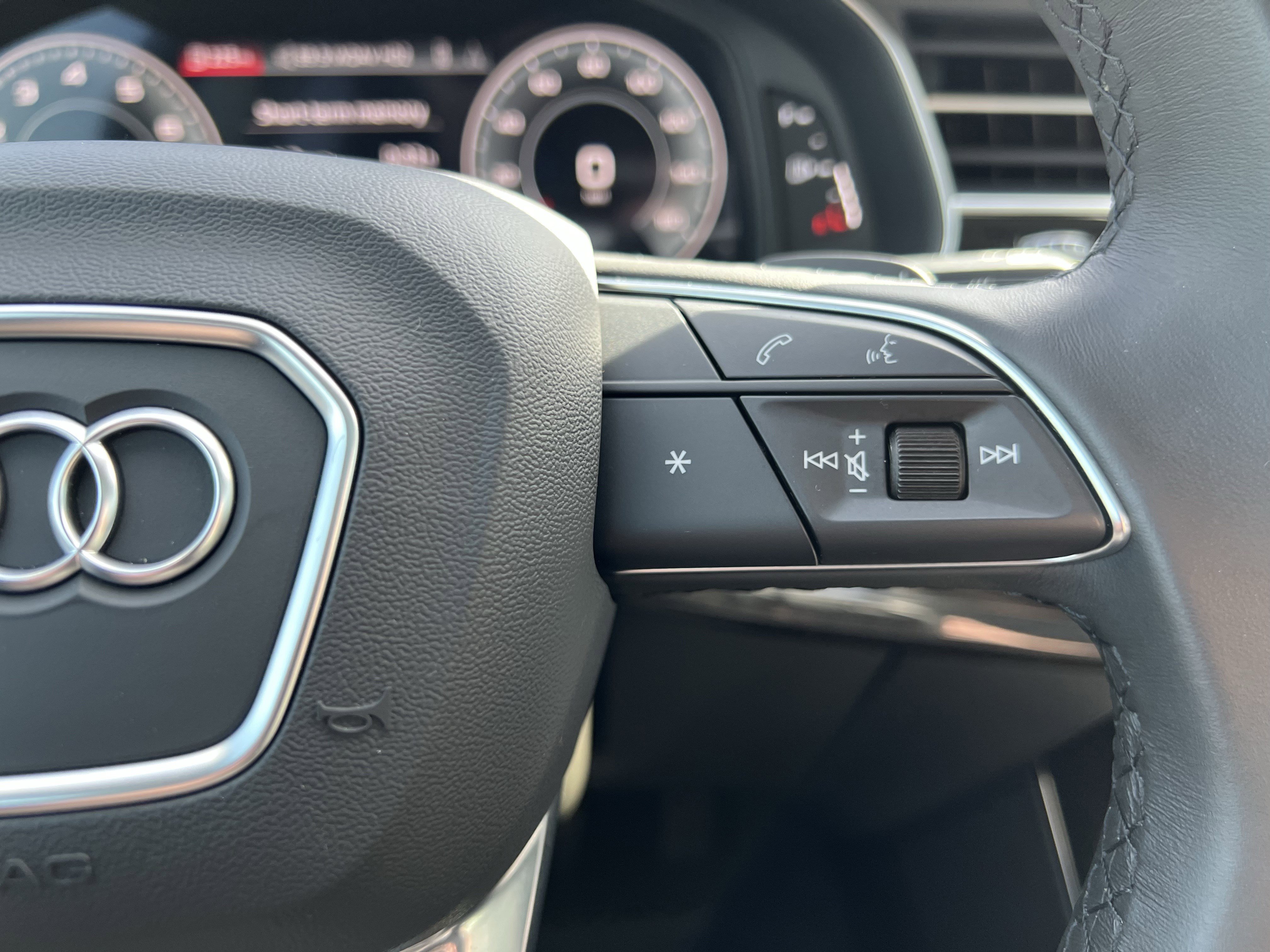 Certified 2023 Audi Q7 2.0T Premium w/ Convenience Package image 20