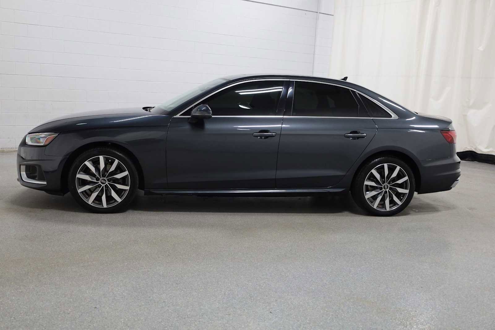 Used 2023 Audi A4 2.0T Premium w/ Convenience Package image 2