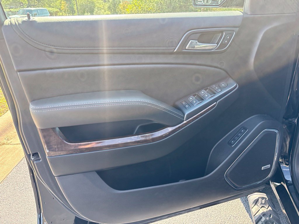 Used 2019 Chevrolet Tahoe LT AWD/4WD image 12