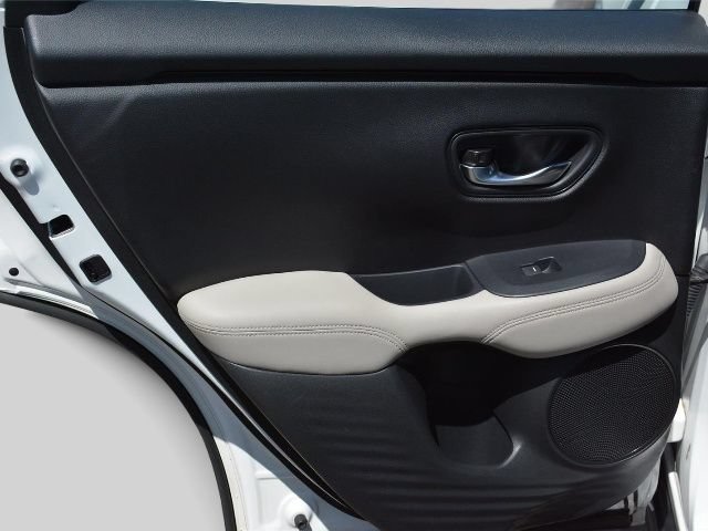 Used 2024 Honda HR-V LX image 14