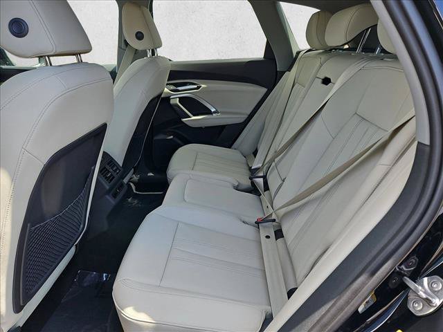 New 2026 Audi Q5 Premium AWD/4WD image 16