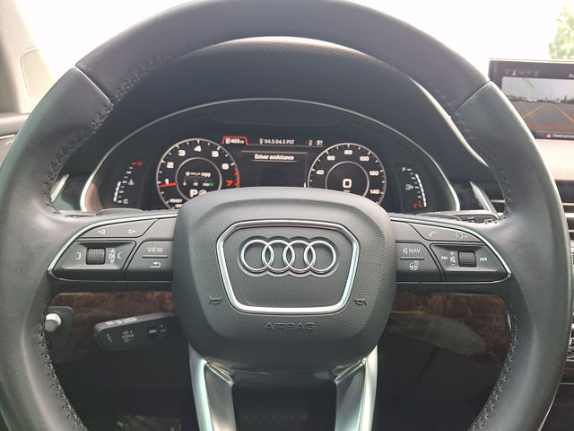 Used 2018 Audi Q7 3.0T Prestige w/ Prestige Package AWD/4WD image 17