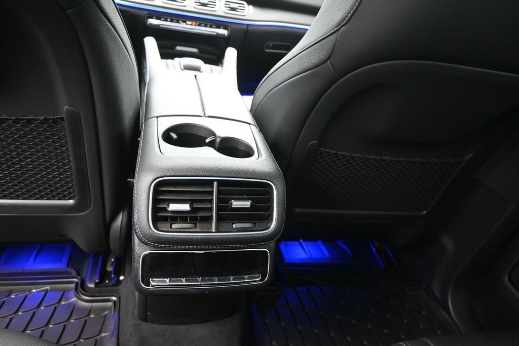 Used 2025 Mercedes-Benz GLS 450 4MATIC image 17
