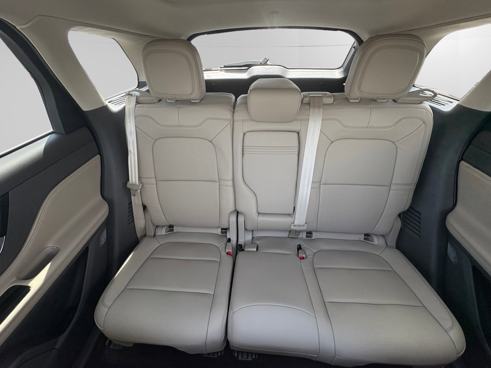 Used 2020 Lincoln Corsair Reserve w/ Equipment Group 201A image 13