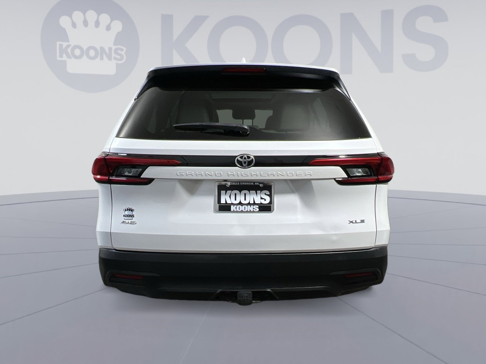 Used 2024 Toyota Grand Highlander XLE image 5