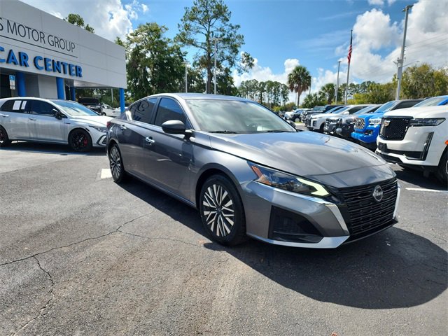 Used 2024 Nissan Altima 2.5 SV