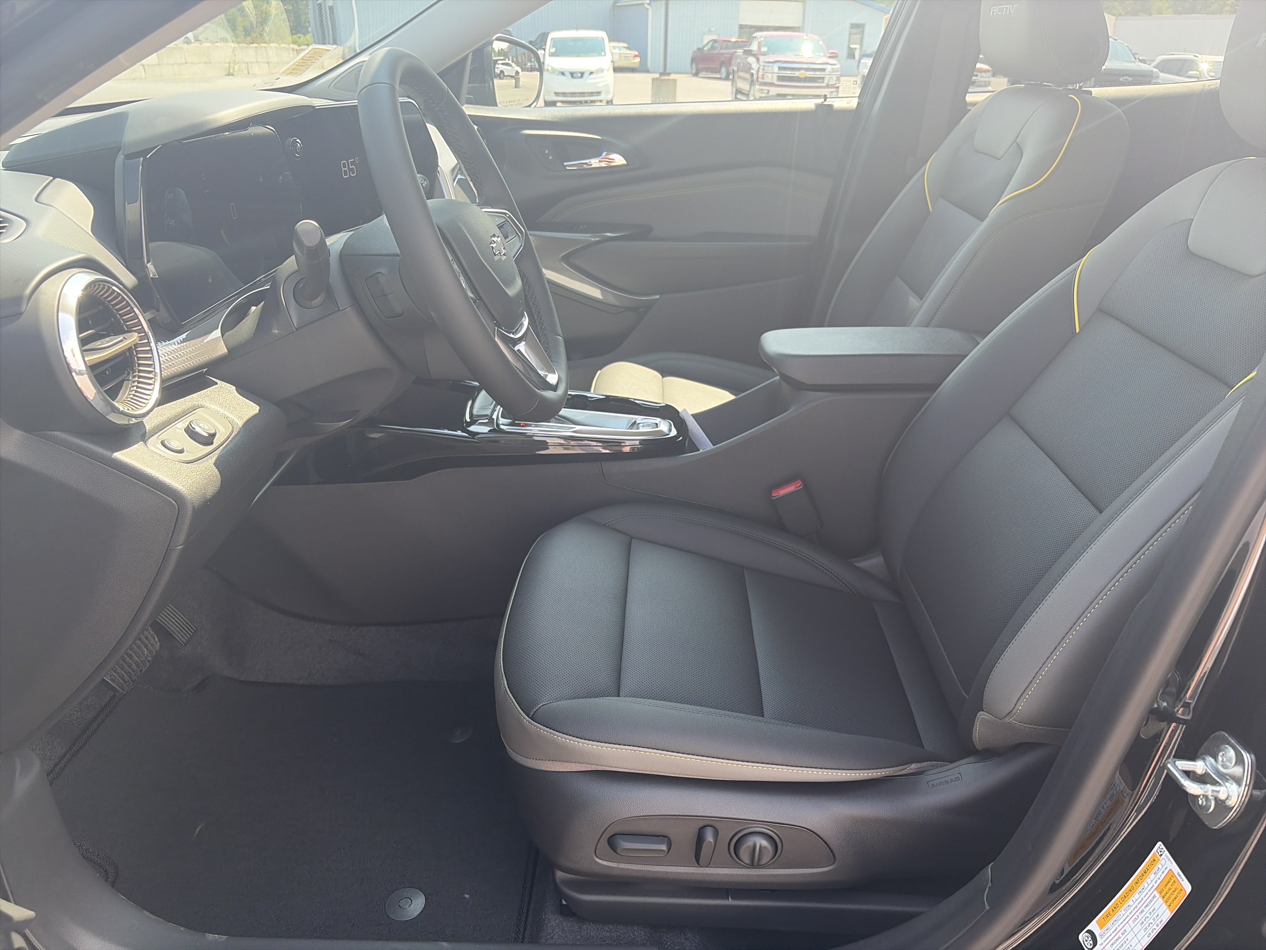 New 2026 Chevrolet Trax ACTIV w/ Driver Confidence Package FWD image 16