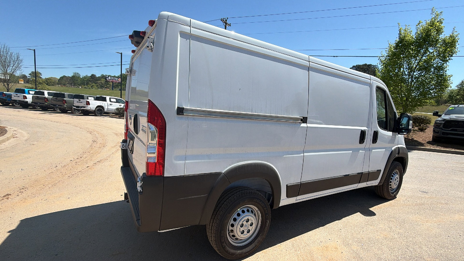 New 2026 RAM ProMaster 1500 w/ Convenience Group FWD image 8