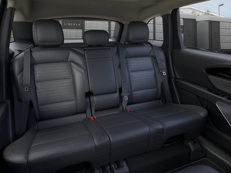 New 2026 Lincoln Nautilus Reserve AWD/4WD image 11