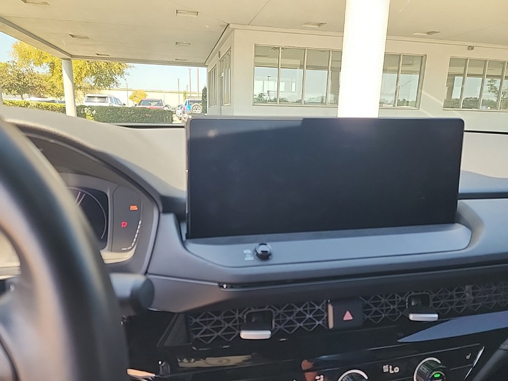 Used 2025 Honda Accord Sport image 11
