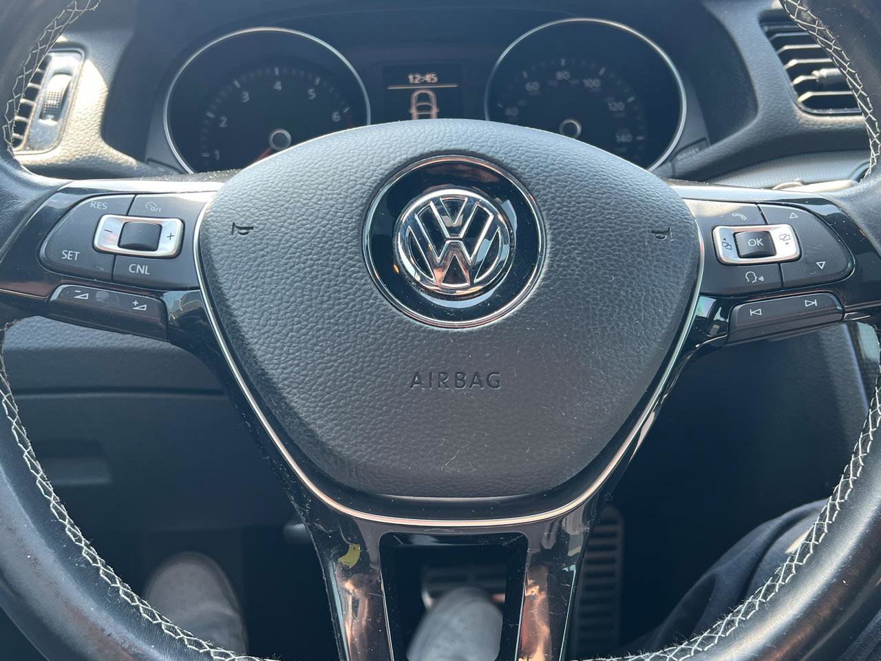 Used 2018 Volkswagen Passat 3.6 FWD image 19