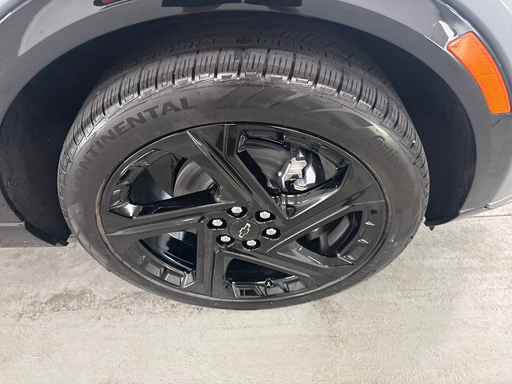 New 2026 Chevrolet Equinox EV RS w/ Convenience Package II FWD image 4