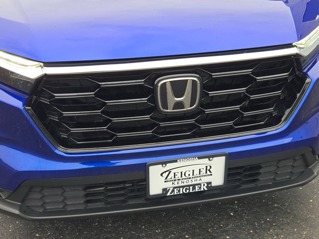 Used 2025 Honda CR-V EX image 5