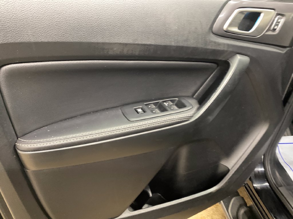 Used 2020 Ford Ranger Lariat w/ FX4 Off-Road Package AWD/4WD image 9