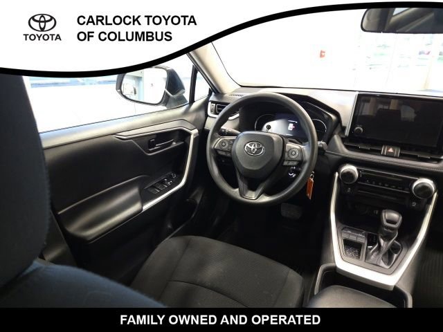 Used 2024 Toyota RAV4 LE FWD image 17