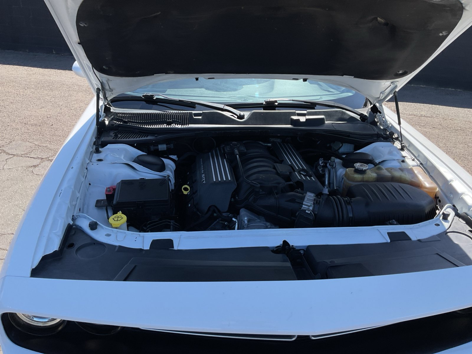Used 2016 Dodge Challenger R/T Scat Pack w/ Leather Interior Group RWD image 21