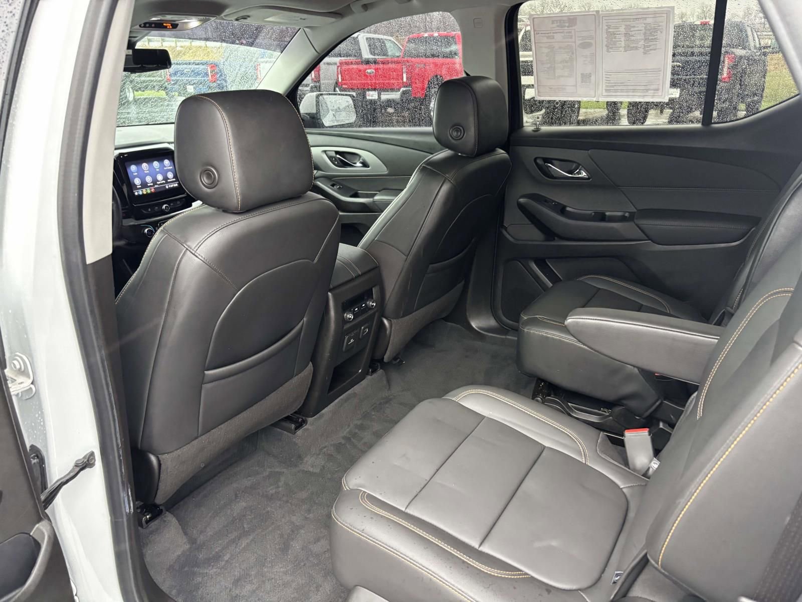 Used 2021 Chevrolet Traverse RS image 30