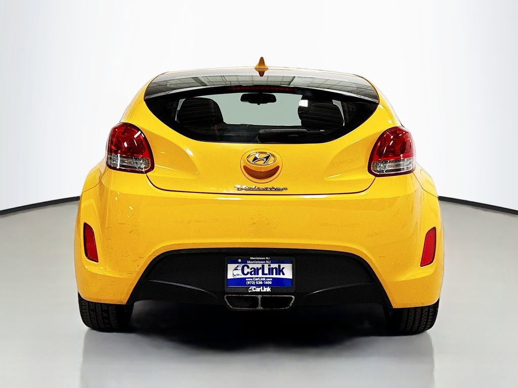 Used 2012 Hyundai Veloster image 5