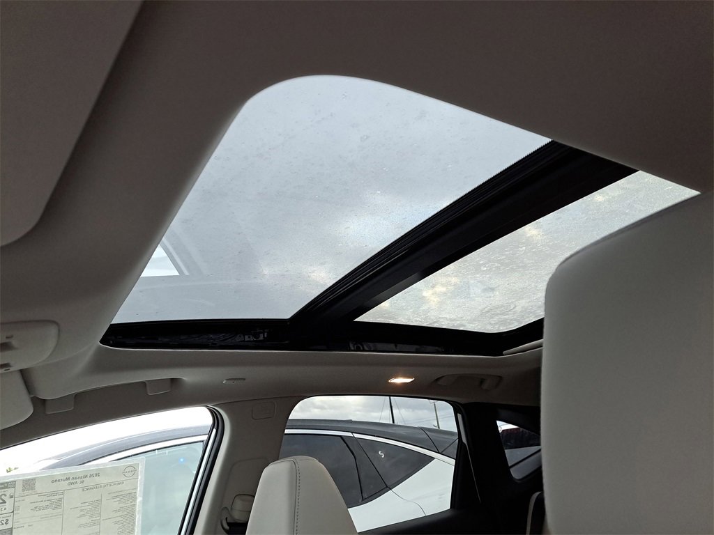 New 2026 Nissan Murano SL image 8