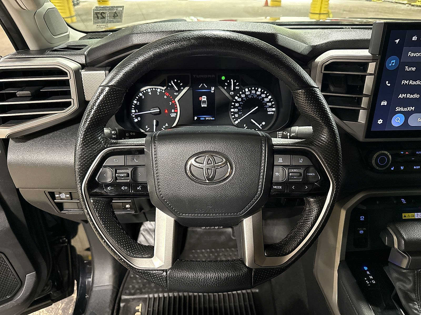 Used 2022 Toyota Tundra Limited w/ Power Package AWD/4WD image 18