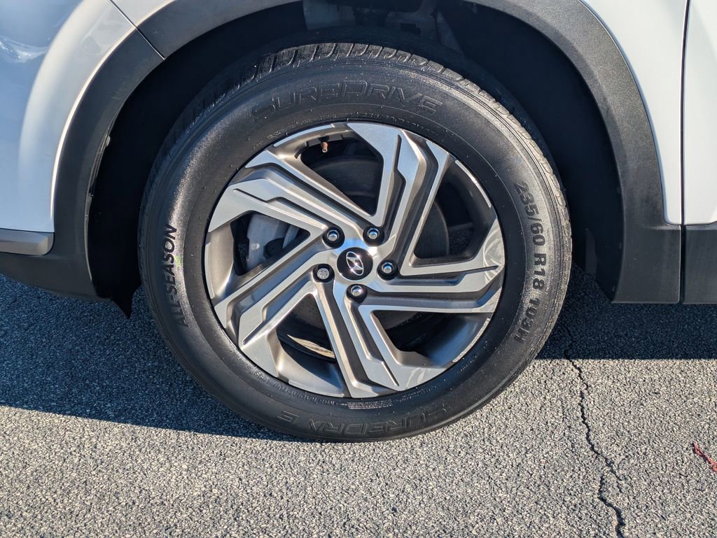 Used 2023 Hyundai Santa Fe SE image 10