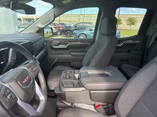 Used 2025 GMC Sierra 1500 Elevation image 7