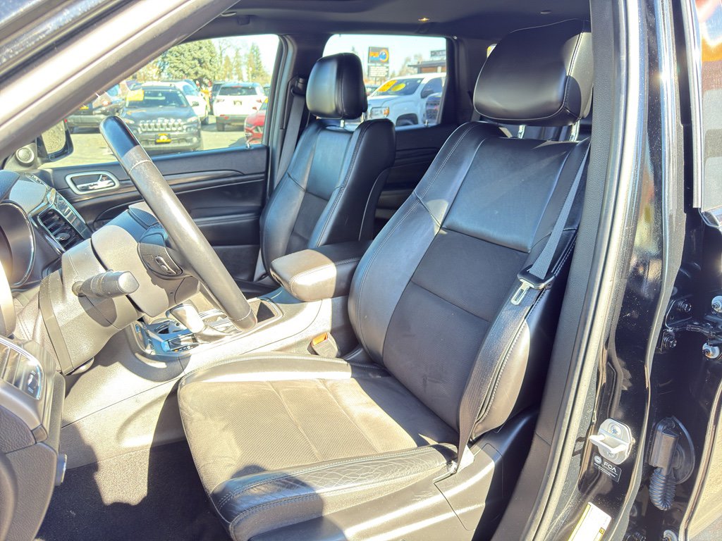 Used 2021 Jeep Grand Cherokee Laredo X image 11