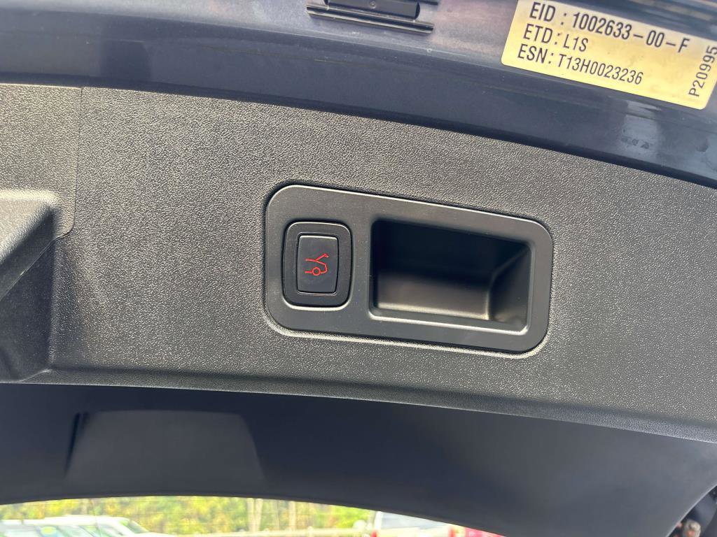 Used 2013 Tesla Model S RWD image 13