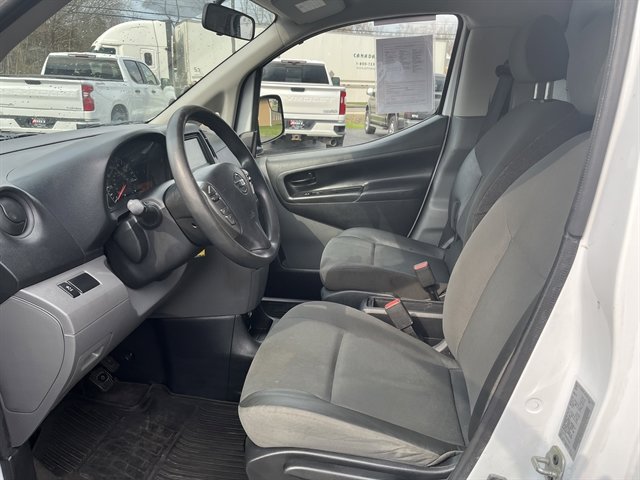 Used 2021 Nissan NV200 S w/ Back Door Glass Package FWD image 17