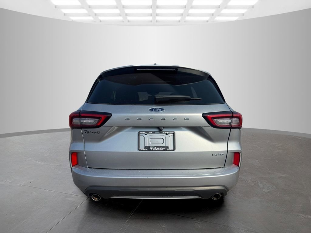 Used 2024 Ford Escape ST-Line image 4