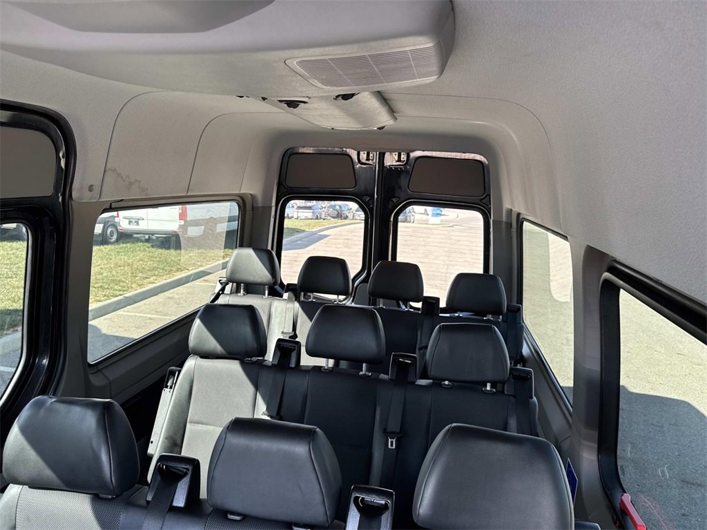 Used 2018 Mercedes-Benz Sprinter 2500 image 17