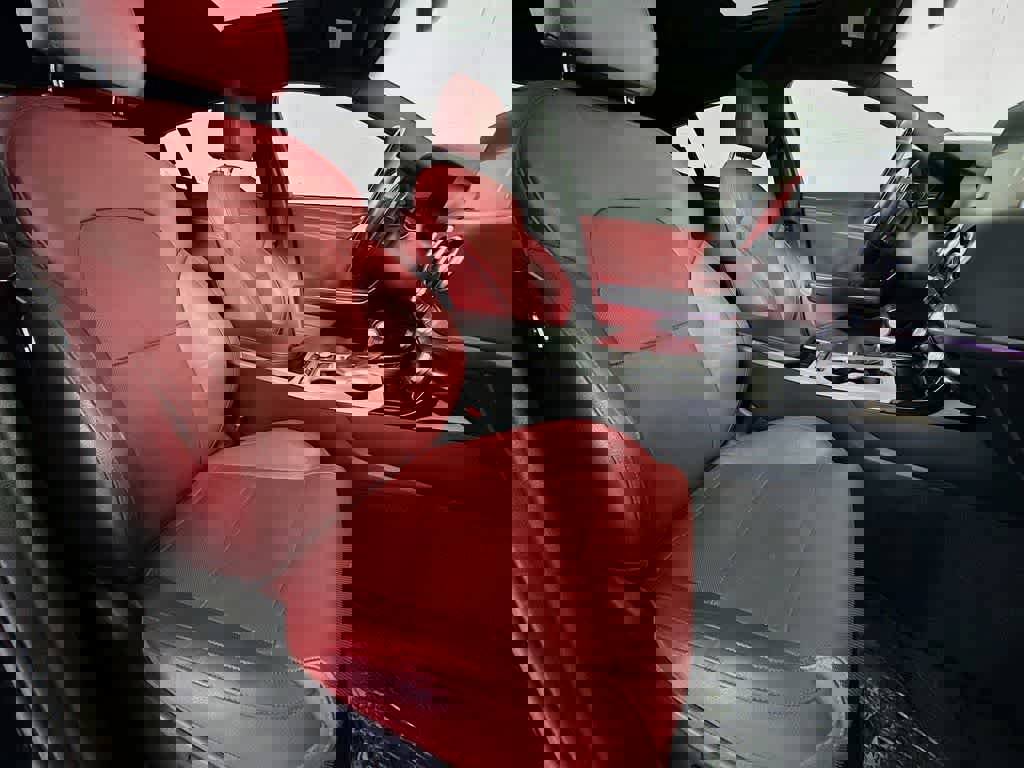 Used 2018 Kia Stinger GT1 image 15