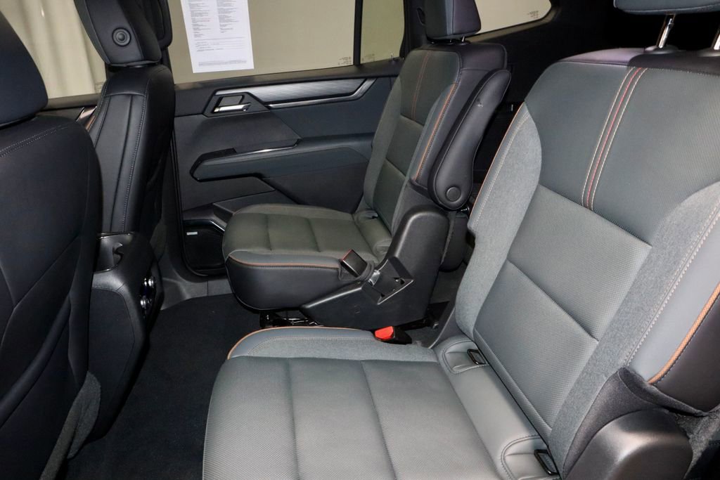 Used 2024 GMC Acadia AT4 w/ Super Cruise Package AWD/4WD image 22