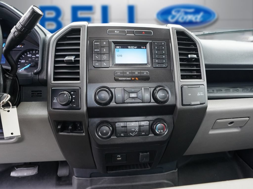 Used 2022 Ford F250 XL w/ Power Equipment Group AWD/4WD image 17