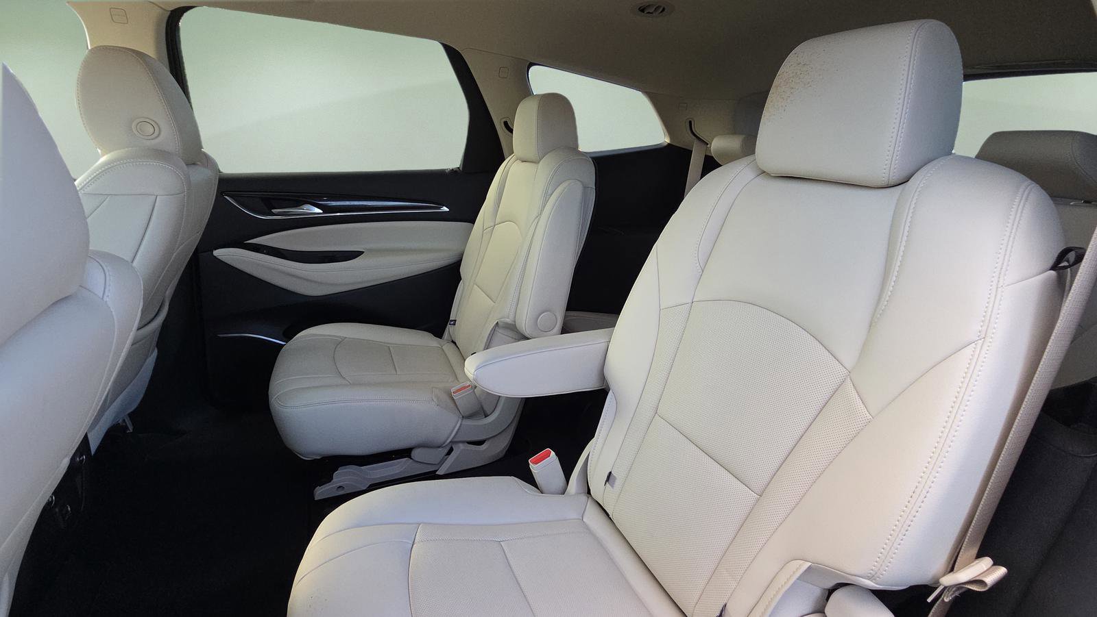 Used 2024 Buick Enclave Essence w/ Sport Touring Edition image 22