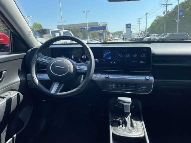 Certified 2025 Hyundai Kona SEL FWD image 12