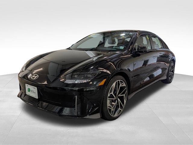Used 2025 Hyundai Ioniq 6 Limited AWD/4WD image 3