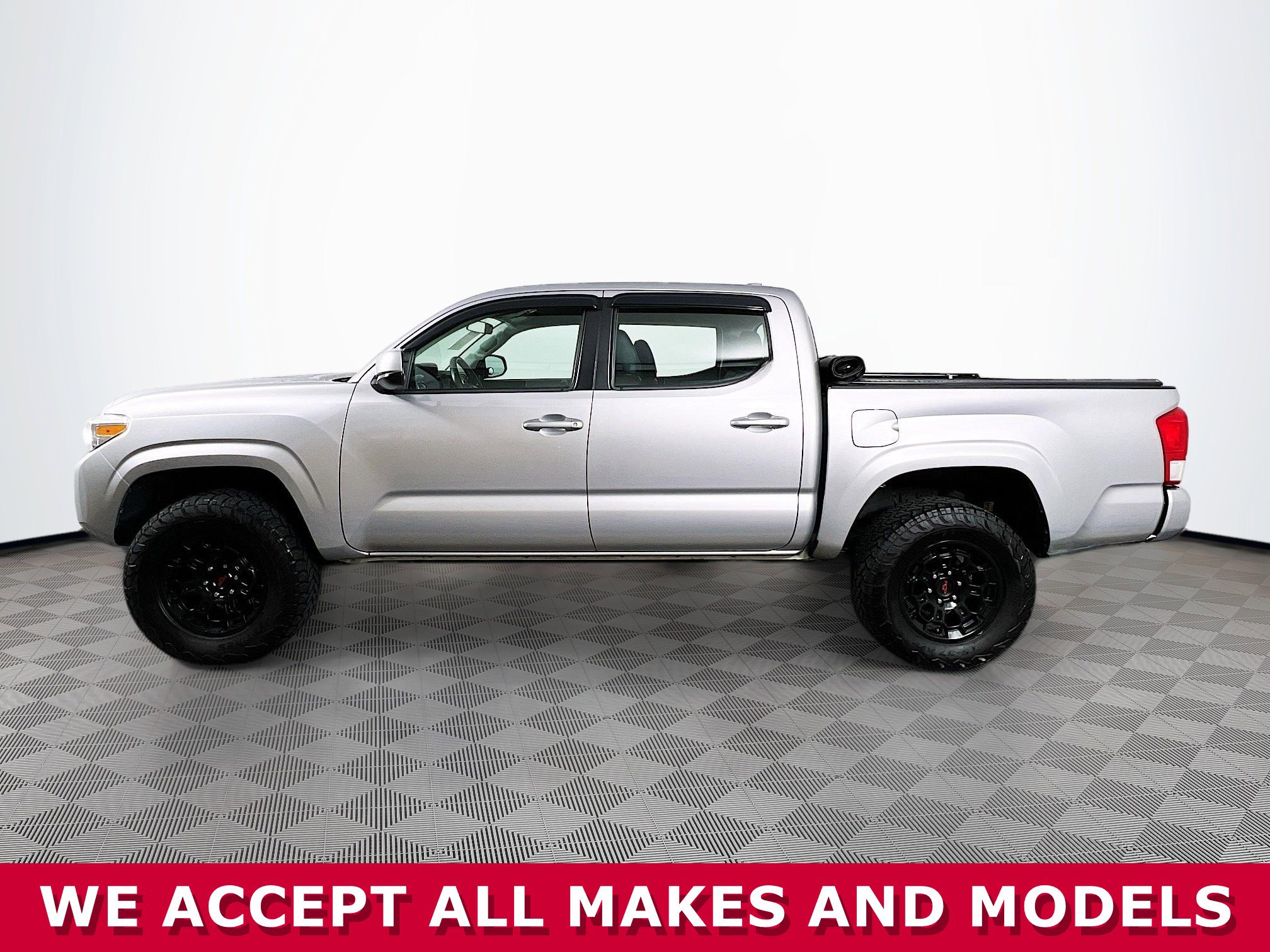 Used 2016 Toyota Tacoma SR w/ SR Convenience Package image 25