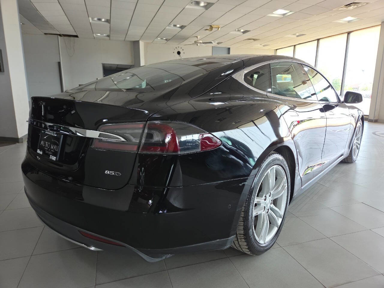 Used 2015 Tesla Model S 85D AWD/4WD image 7