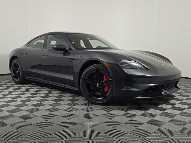 New 2026 Porsche Taycan GTS image 9