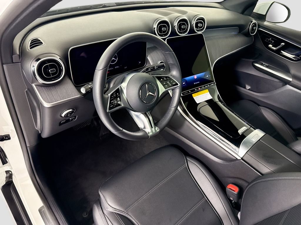 Certified 2026 Mercedes-Benz GLC 300 image 9