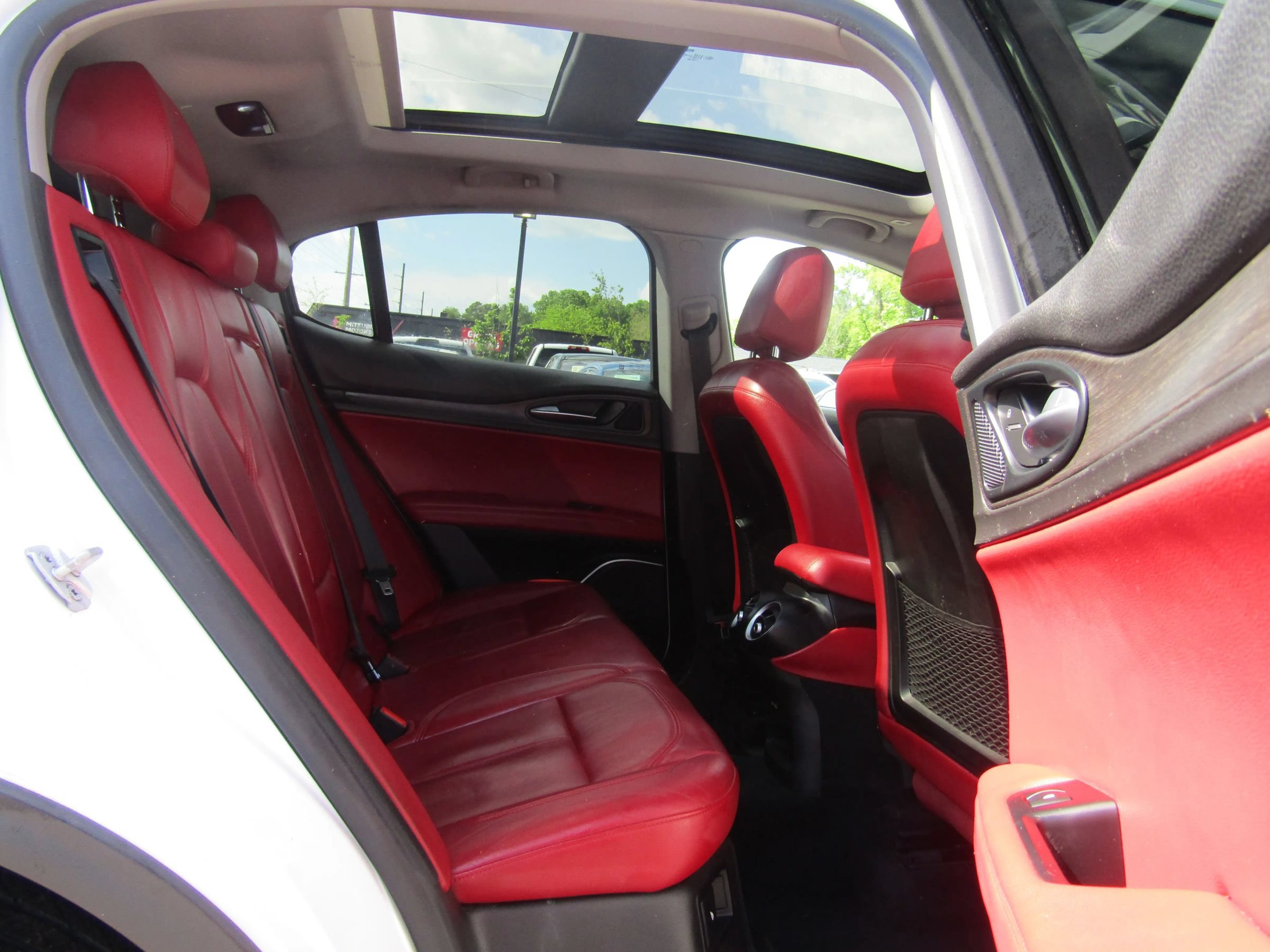 Used 2019 Alfa Romeo Stelvio Ti AWD/4WD image 13