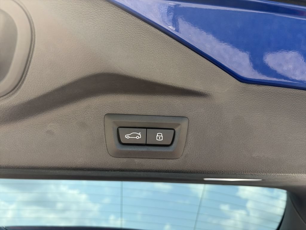Used 2025 BMW X5 M60i AWD/4WD image 32