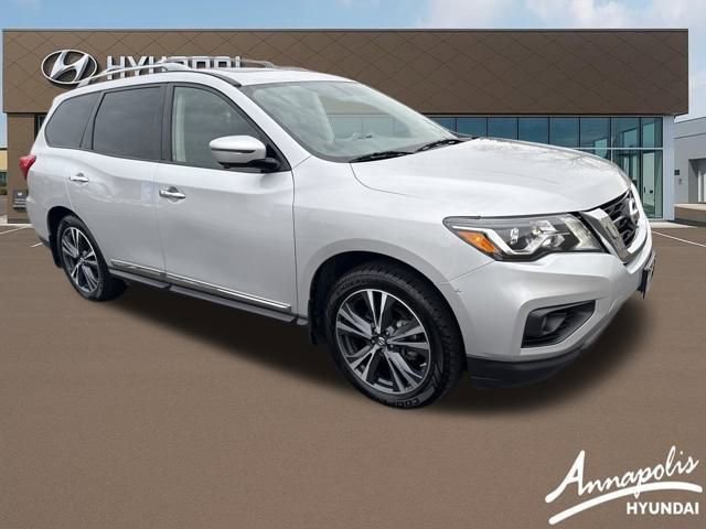 Used 2018 Nissan Pathfinder Platinum w/ Cargo Package image 7