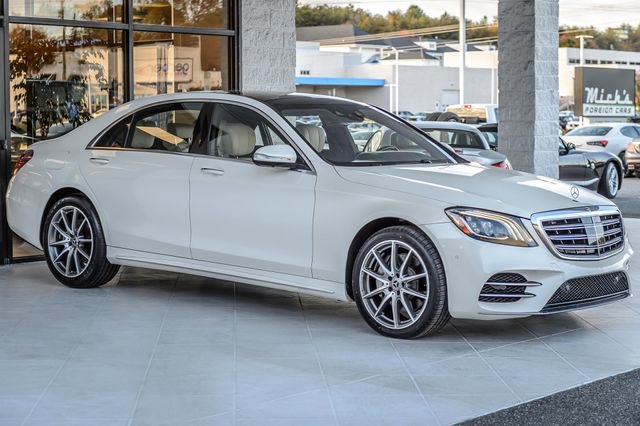 Used 2018 Mercedes-Benz S 560 4MATIC Sedan image 4