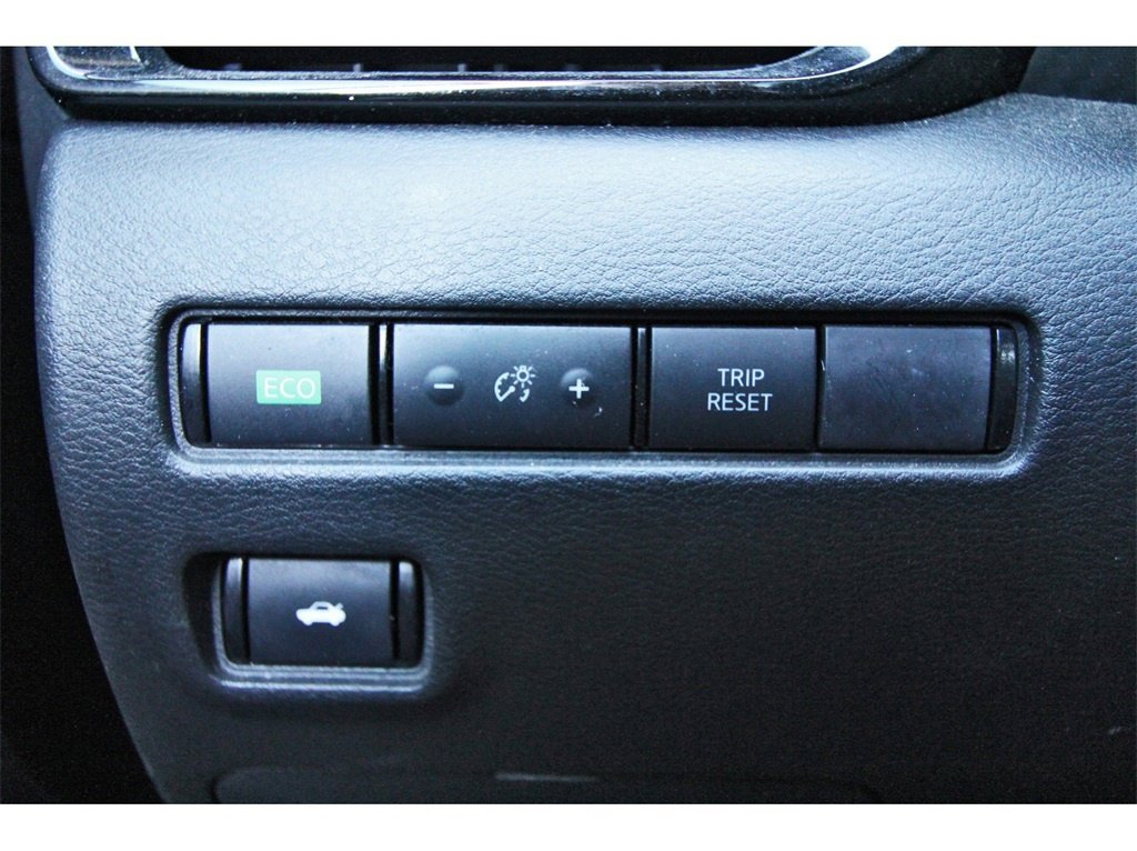 Used 2023 Nissan Sentra SV w/ All-Weather Package image 10