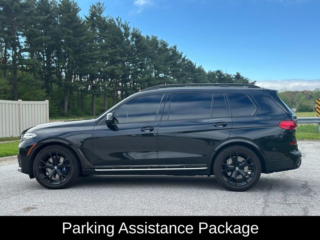 Used 2021 BMW X7 xDrive40i w/ M Sport Package AWD/4WD image 4