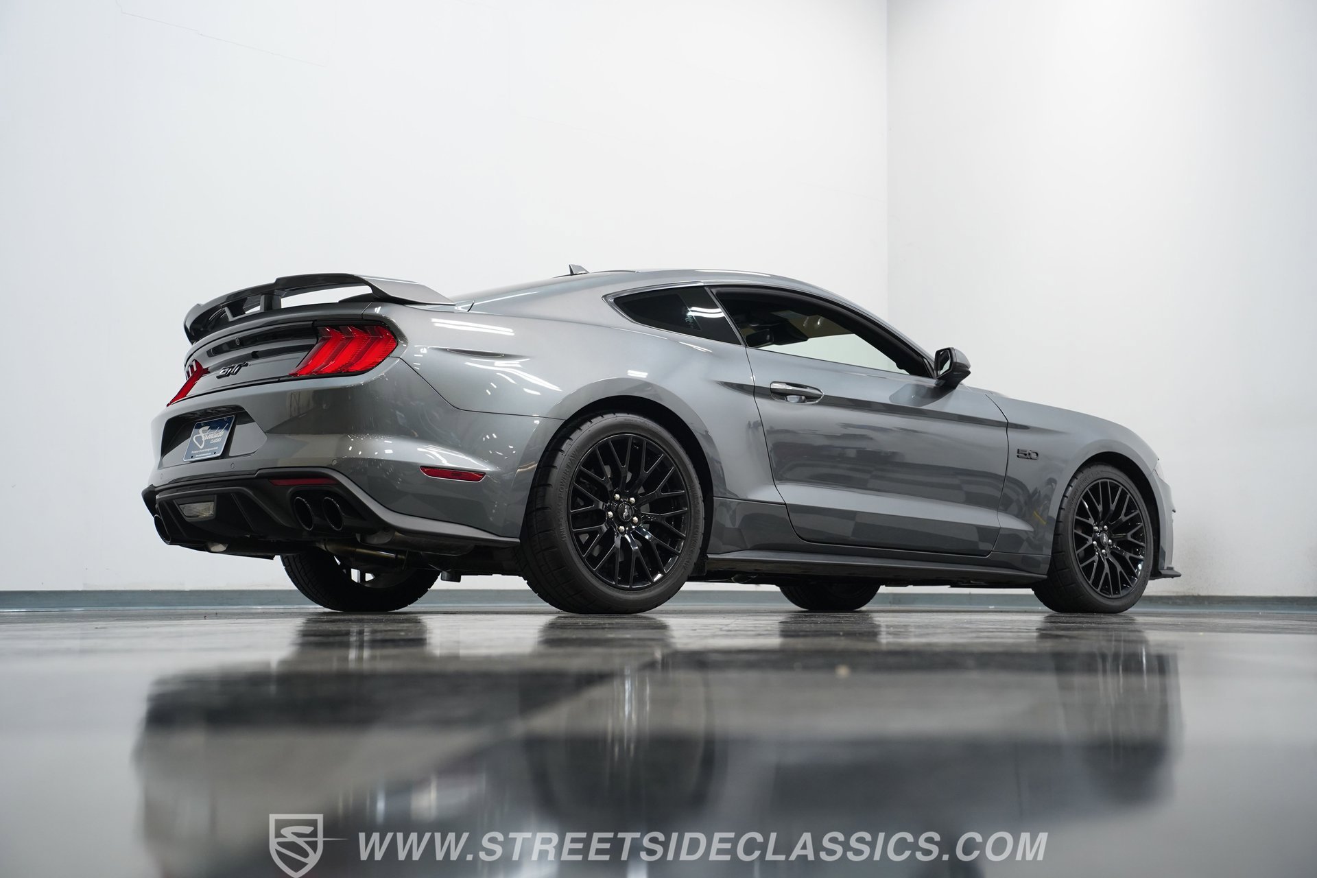 Used 2022 Ford Mustang GT Premium w/ GT Performance Package image 26