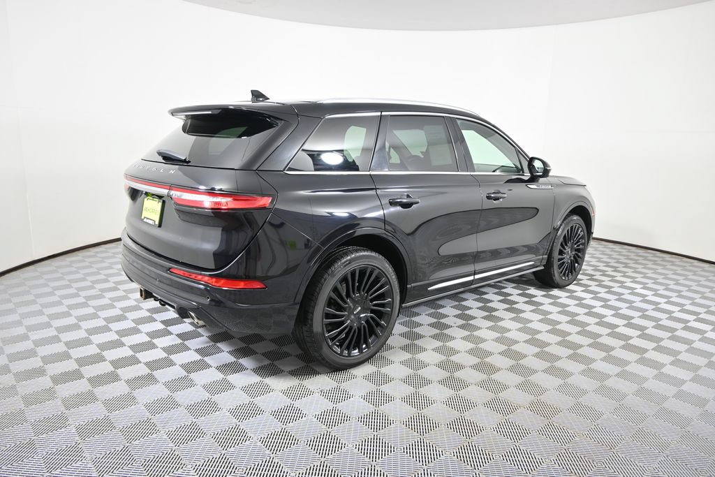 Used 2022 Lincoln Corsair Reserve AWD/4WD image 6